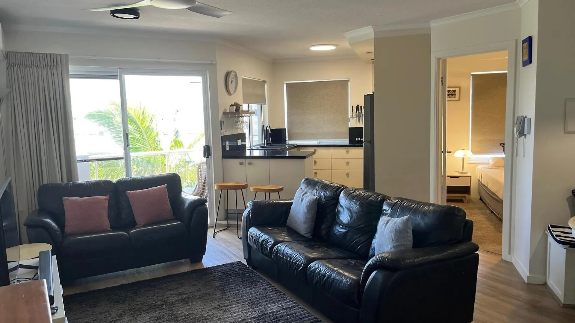 The Burlington Holiday Apartments Maroochydore Aparthotel